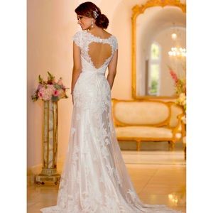 STELLA YORK WEDDING DRESS